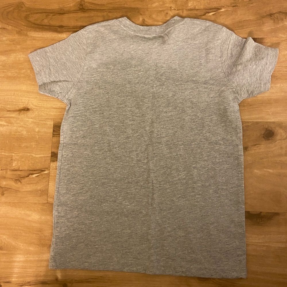 Youth Kids Mamas Sweetheart Valentines Day Tshirt Size 6 - 8 Gray - Picture 2 of 3